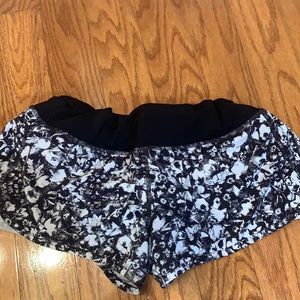 Lululemon shorts size 8